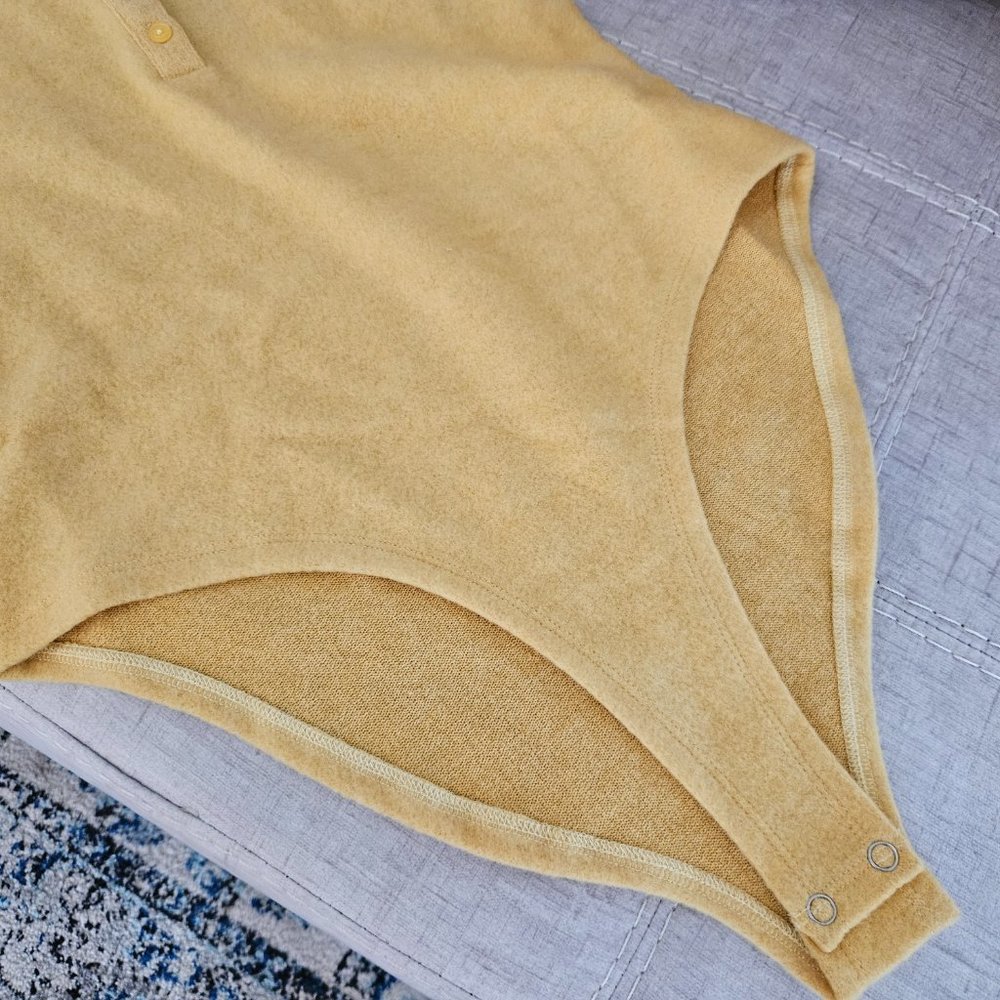 Kendall & Kylie Womens Tank Top Bodysuit Marigold Yellow Medium - Picture 3 of 10